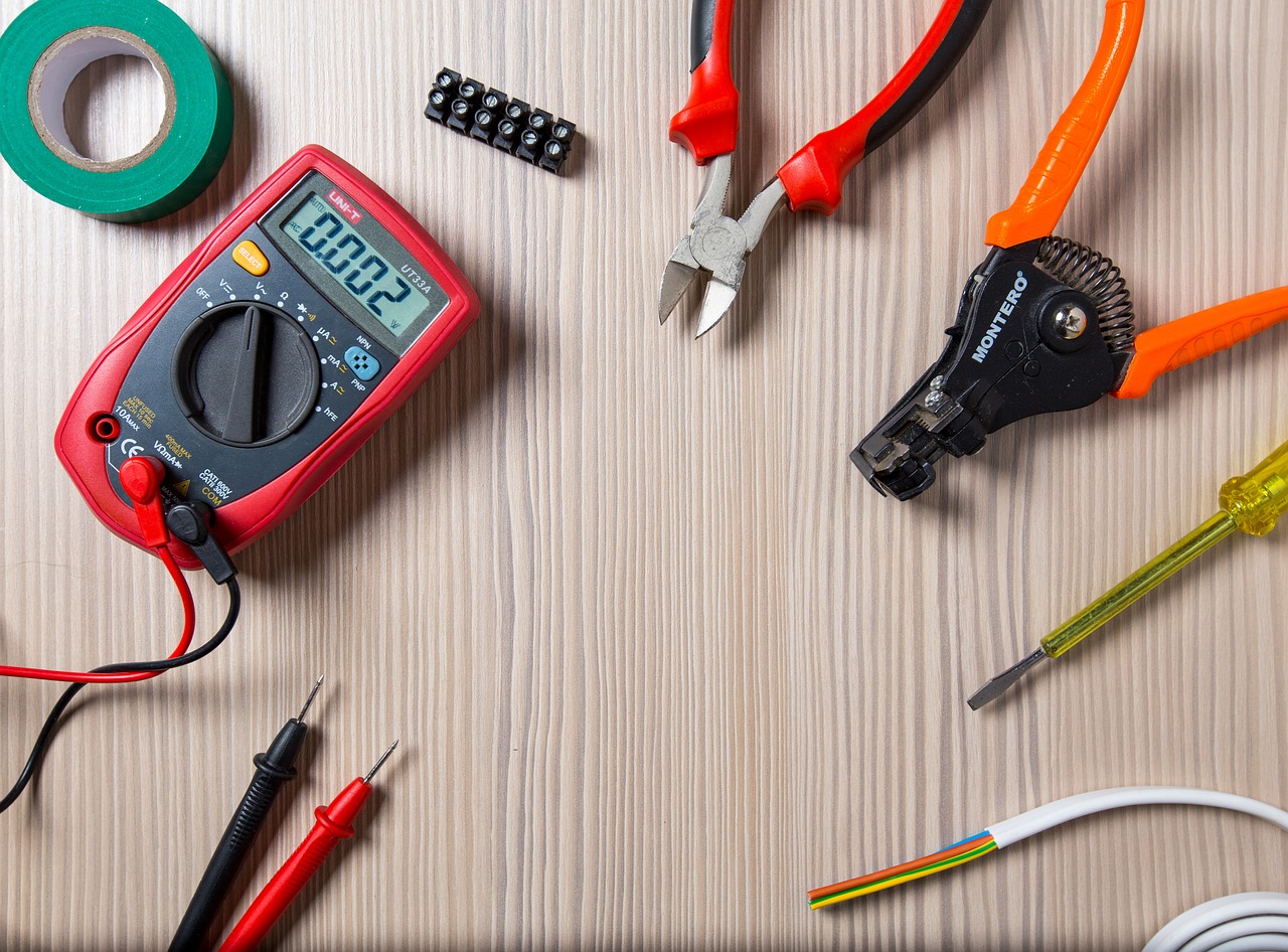 Electrical testing equipment used for fault finding in Madrid
